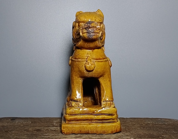 古玩陶瓷清代,獅子燭臺拍賣,當前價格866元