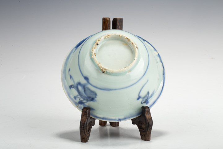 古玩陶瓷明晚·青花摩羯龍紋碗一套拍賣，當前價格1332元
