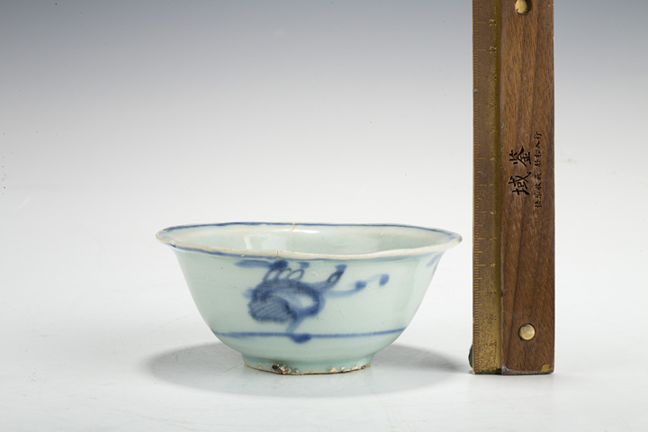 古玩陶瓷明晚·青花摩羯龍紋碗一套拍賣，當前價格1332元