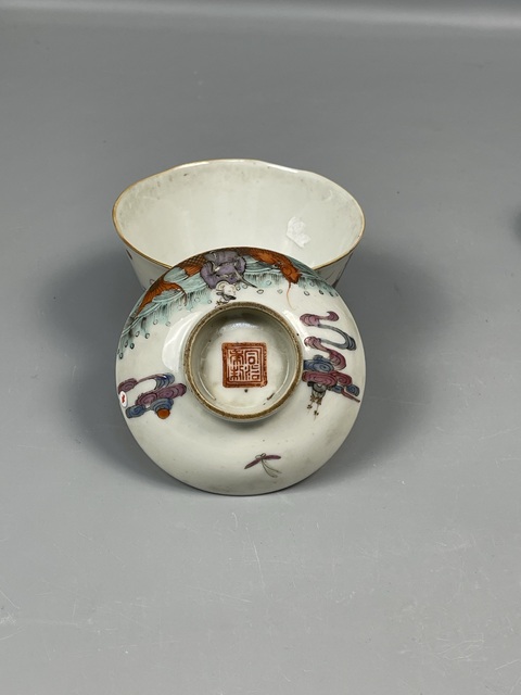 古玩陶瓷清同治粉彩人物故事紋蓋碗拍賣，當(dāng)前價(jià)格12888元