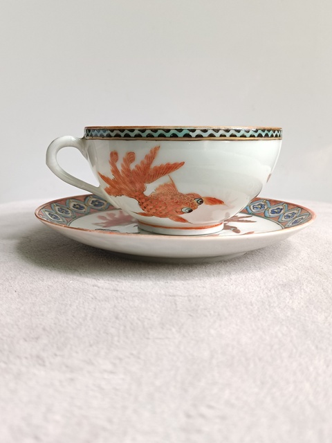 古玩陶瓷粉彩描金金魚紋杯碟拍賣,當前價格1680元