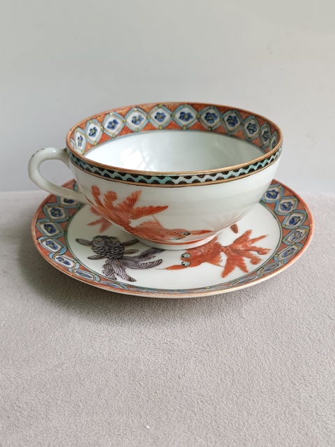 古玩陶瓷粉彩描金金魚紋杯碟拍賣,當前價格1680元
