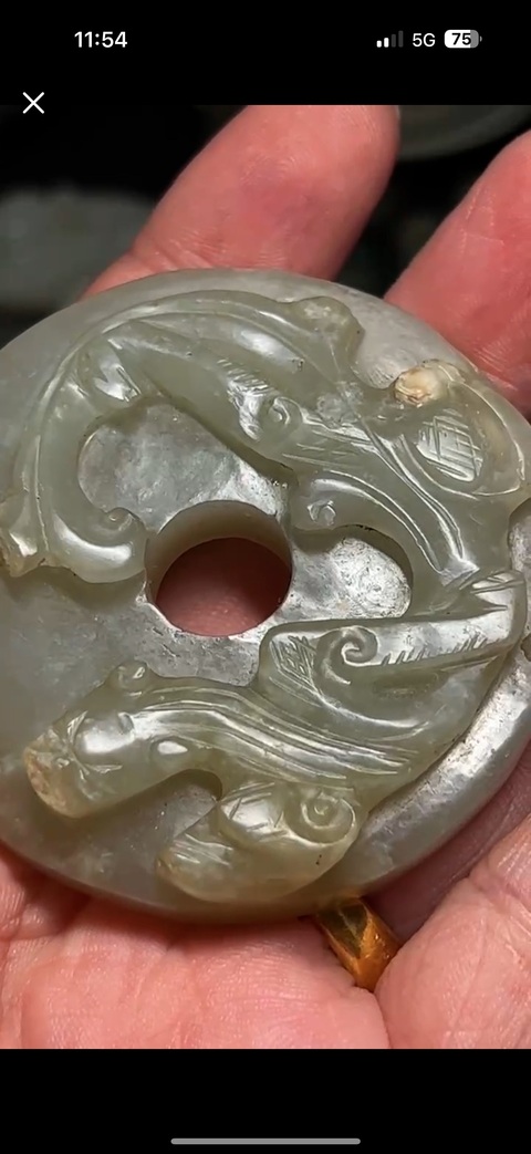 古玩玉器螭龍紋玉璧真品鑒賞圖