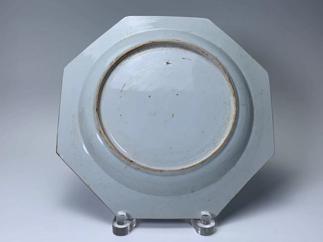 古玩陶瓷清乾隆·青花花卉紋八方盤拍賣,當前價格188元