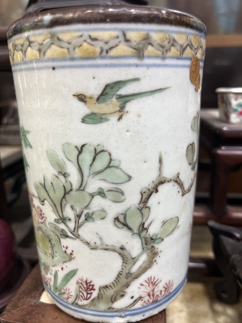 古玩陶瓷花鳥紋五彩筆筒真品鑒賞圖