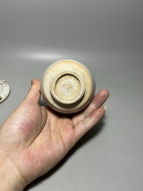 古玩陶瓷青白釉茶葉罐拍賣,當(dāng)前價格0元