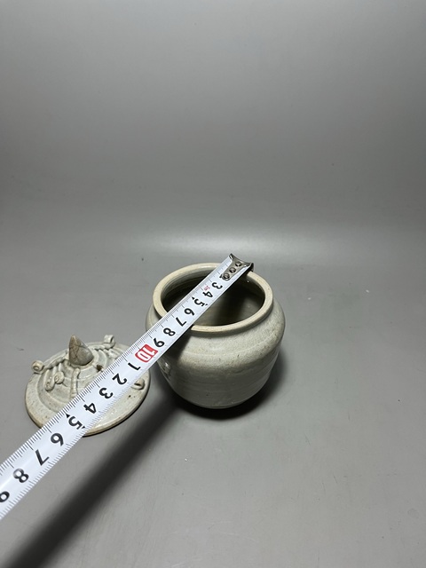 古玩陶瓷青白釉茶葉罐拍賣,當(dāng)前價格0元