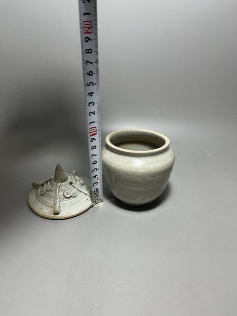 古玩陶瓷青白釉茶葉罐拍賣,當(dāng)前價格0元