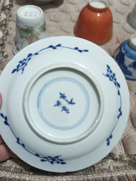 古玩陶瓷青花杯碟真品鑒賞圖