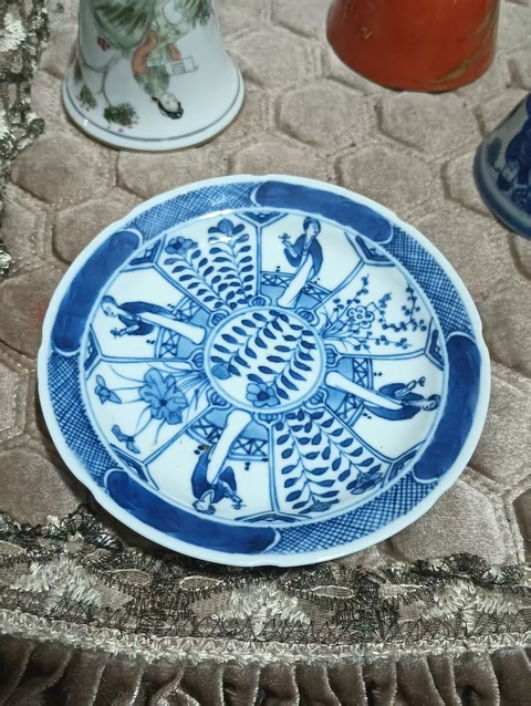 古玩陶瓷青花杯碟真品鑒賞圖