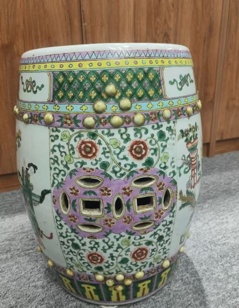 古玩陶瓷粉彩繡墩真品鑒賞圖