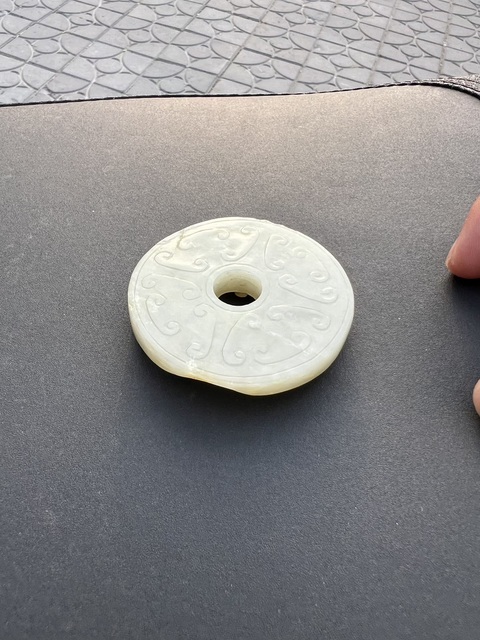 古玩玉器螭龍紋玉璧真品鑒賞圖