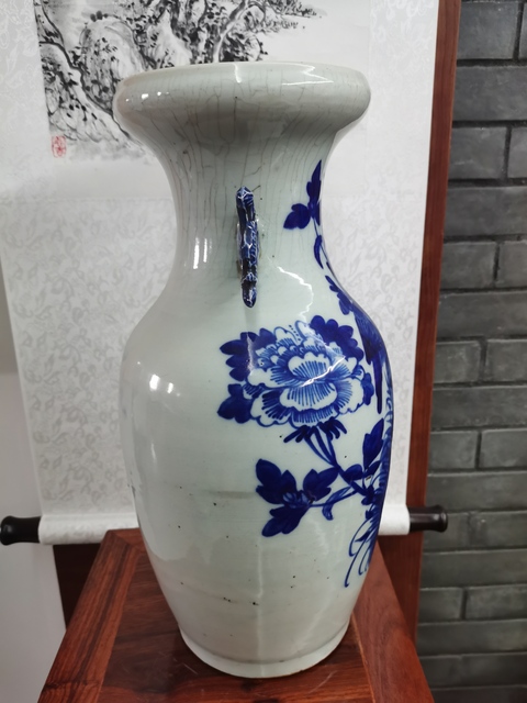 古玩陶瓷花鳥紋青花瓶拍賣，當前價格2800元