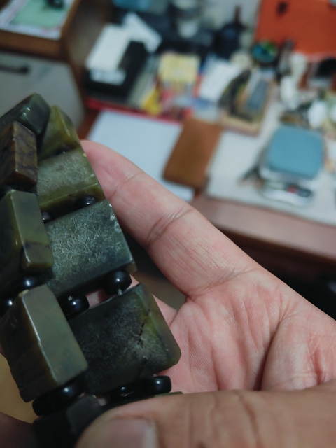 古玩玉器地方玉雕“獸面紋”手排真品鑒賞圖