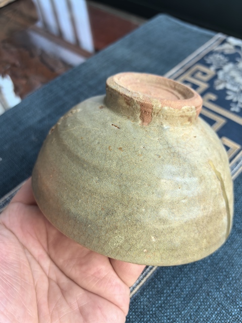 古玩陶瓷元末明初·龍泉青瓷印章紋碗拍賣,當前價格1200元