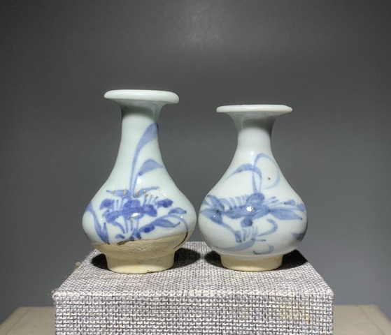 中国　青花　花卉文玉壷春瓶　N　R8966 中国 青花 花卉文玉壷春瓶 N R8966の通販 by takaryo123's shop
