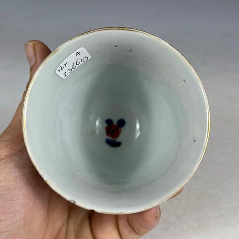 古玩陶瓷青花礬紅描金杯真品鑒賞圖