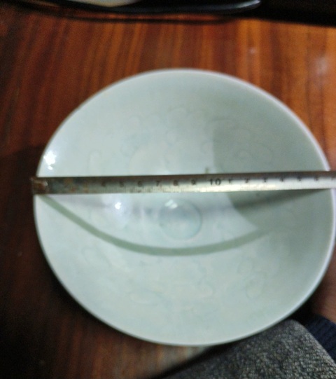 古玩陶瓷青白釉刻劃云氣紋碗真品鑒賞圖