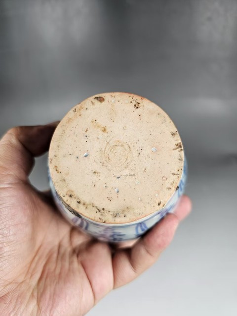 古玩陶瓷青花花卉紋蓋罐拍賣，當前價格13800元