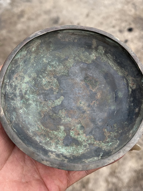 古玩銅器三足鼎真品鑒賞圖
