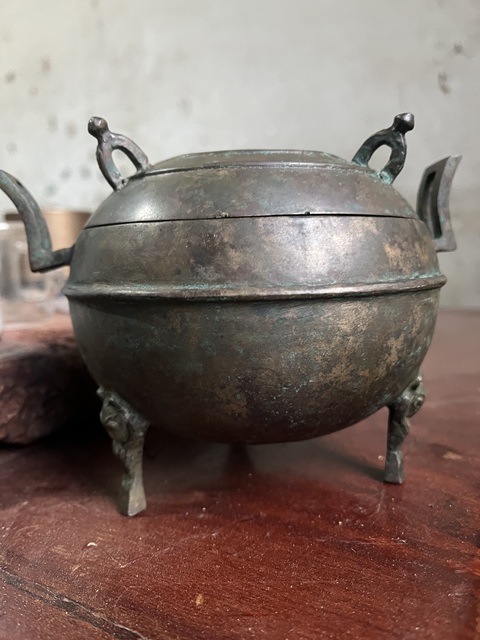 古玩銅器三足鼎真品鑒賞圖
