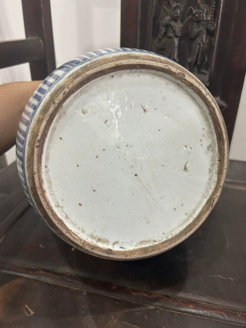 古玩陶瓷青花蓋罐(圖1)拍賣,當前價格3500元