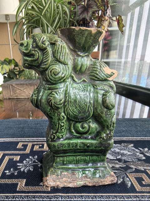 古玩陶瓷清代·綠釉獅子造型燭臺(tái)拍賣(mài)，當(dāng)前價(jià)格1188元