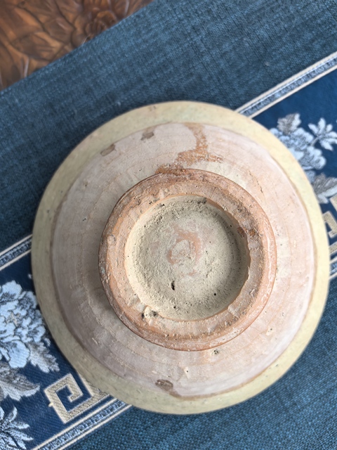 古玩陶瓷元代·綠釉刻花碗拍賣，當前價格2300元