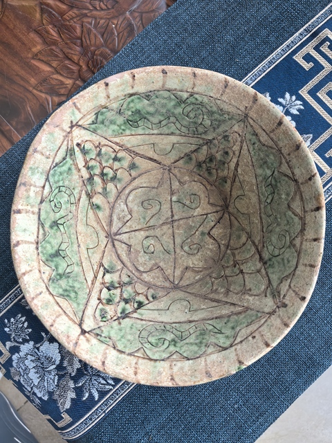 古玩陶瓷元代·綠釉刻花碗拍賣，當前價格2300元