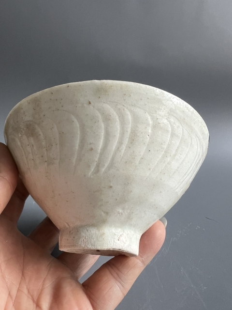 古玩陶瓷北宋青白釉刻雙面工刻花斗笠盞拍賣,當前價格1800元