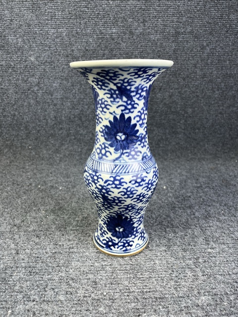 古玩陶瓷青花纏枝蓮小號鳳尾尊拍賣,當(dāng)前價格3588元