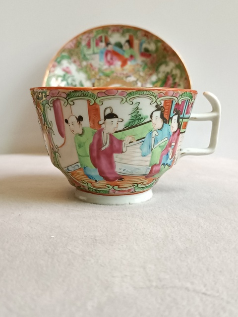 古玩陶瓷廣彩描金人物花卉紋杯碟拍賣，當前價格880元