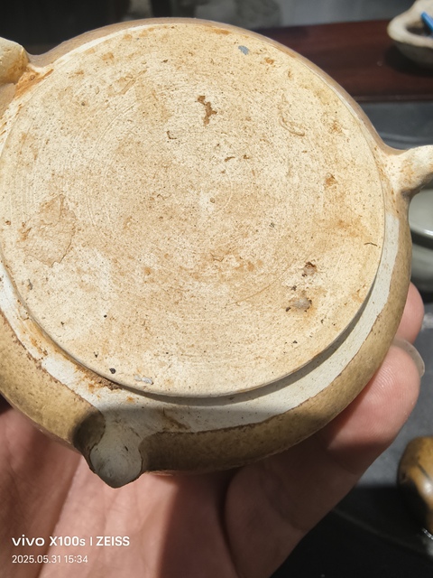古玩陶瓷褐釉香爐拍賣,當(dāng)前價格3580元