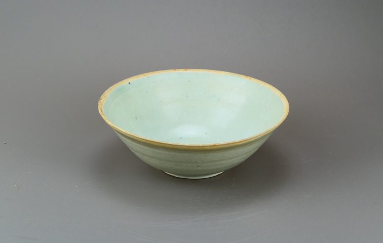 古玩陶瓷精品:南宋湖田窯影青釉面包碗(高級(jí)極簡(jiǎn)之美)拍賣,當(dāng)前價(jià)格177元
