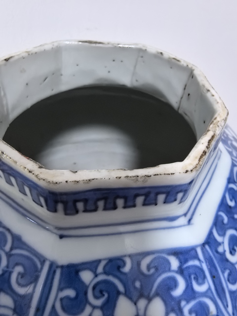 古玩陶瓷青花花鳥紋八方罐真品鑒賞圖