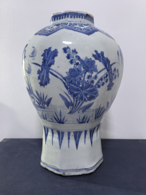 古玩陶瓷青花花鳥紋八方罐真品鑒賞圖