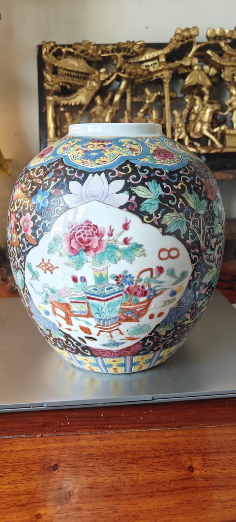 古玩陶瓷粉彩花鳥開窗博古圖罐真品鑒賞圖