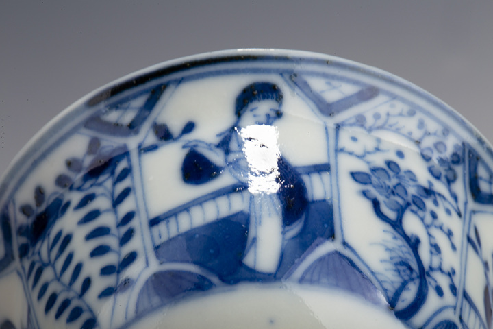 古玩陶瓷清晚·青花開窗四美花卉紋杯拍賣，當(dāng)前價(jià)格1688元