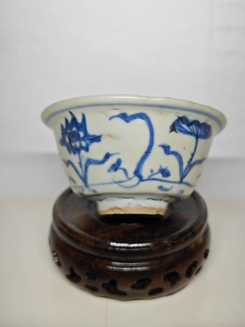 古玩陶瓷明中期青花蓮池紋杯拍賣，當前價格3456元