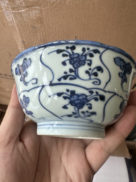 古玩陶瓷青花靈芝花卉紋碗拍賣,當前價格2500元