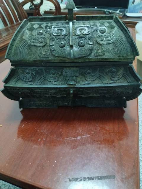 古玩銅器青銅彝真品鑒賞圖