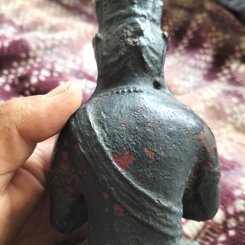 古玩銅器鑄鐵鎏金佛像真品鑒賞圖