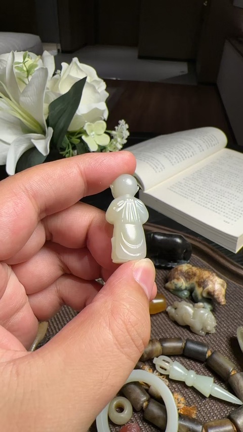 古玩玉器和田玉執(zhí)鵠童子真品鑒賞圖