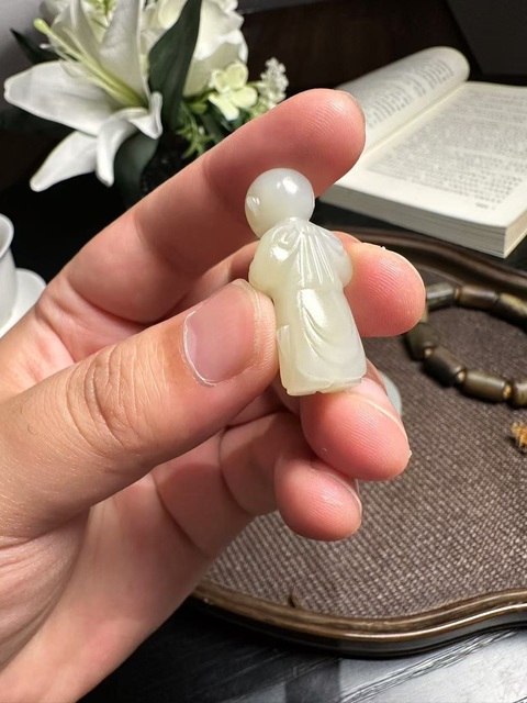 古玩玉器和田玉執(zhí)鵠童子真品鑒賞圖