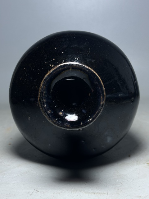 古玩陶瓷明代，磁州窯梅瓶拍賣，當(dāng)前價(jià)格288元