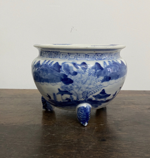 古玩陶瓷青花山水人物紋香爐真品鑒賞圖
