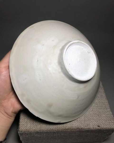 古玩陶瓷【館藏級精品】宋代 青白瓷劃花碗【頂級釉水如玉石般】【收藏價值比較高】拍賣,當(dāng)前價格0元