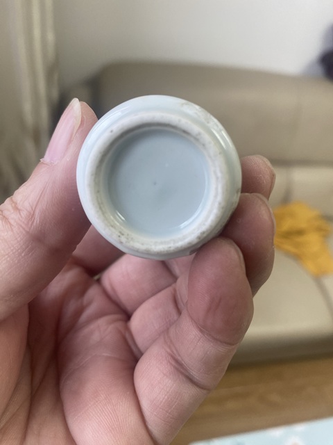 古玩陶瓷釉里紅山水紋鼻煙壺拍賣，當前價格900元