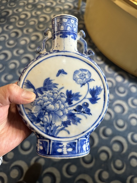 古玩陶瓷青花抱月瓶拍賣,當前價格8888元