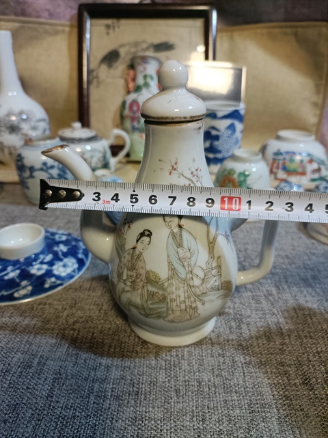 古玩陶瓷民國粉彩桃花美女圖茶壺拍賣,當前價格5888元